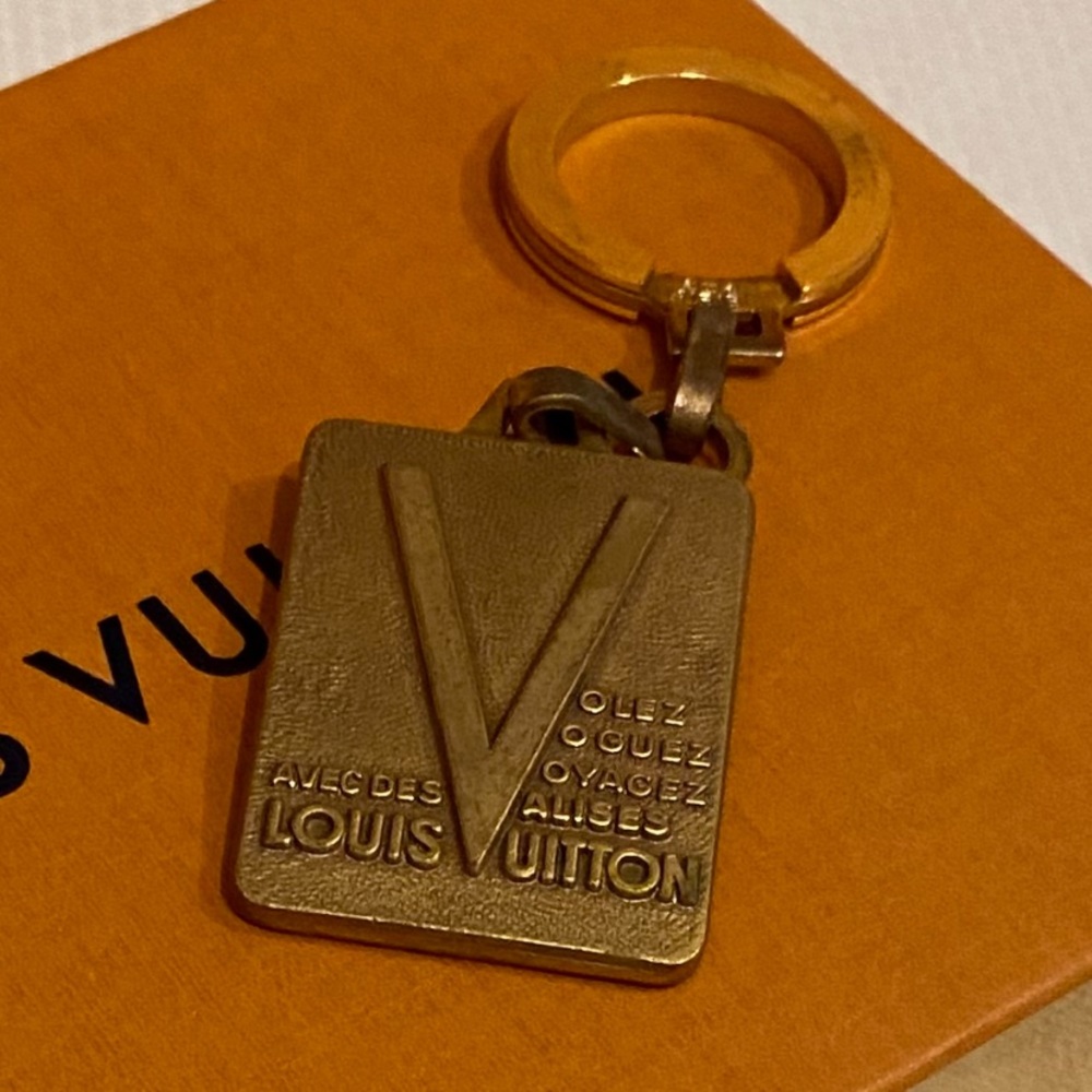 Louis Vuitton MALLETIER DEPUIS 1854’ Key Ring
